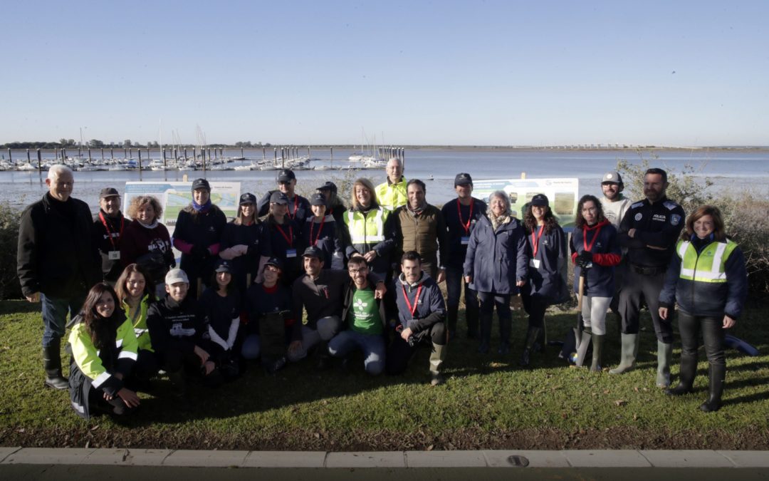 El Puerto de Huelva organiza con la Universidad de Huelva una jornada de restauración medioambiental de la marisma de la margen izquierda de la Ría del Odiel