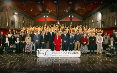 El Puerto de Huelva rinde un homenaje a asociaciones y distintos colectivos con motivo de la celebración de su 150 aniversario