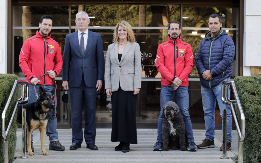 El Puerto de Huelva moviliza a la comunidad portuaria para recabar ayuda humanitaria destinada a Bomberos para el Mundo con el fin de enviarla a los damnificados del terremoto de Turquía